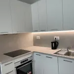 Make Yourself At * 布拉迪斯拉发